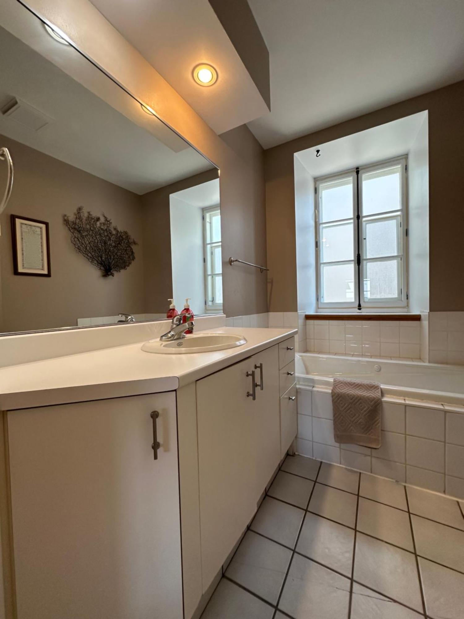 Artillery View Condo مدينة كويبيك المظهر الخارجي الصورة